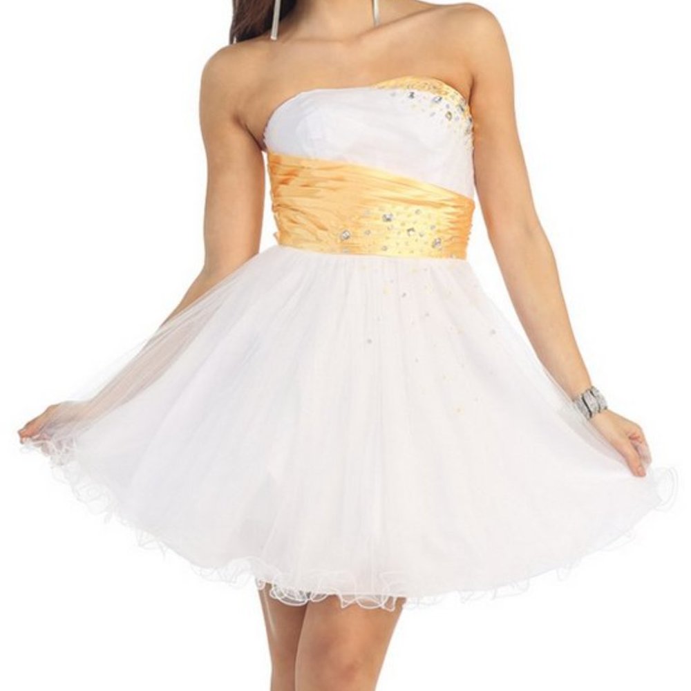 NWT May Queen | White & Yellow Sash Strapless Dress - Sz 18